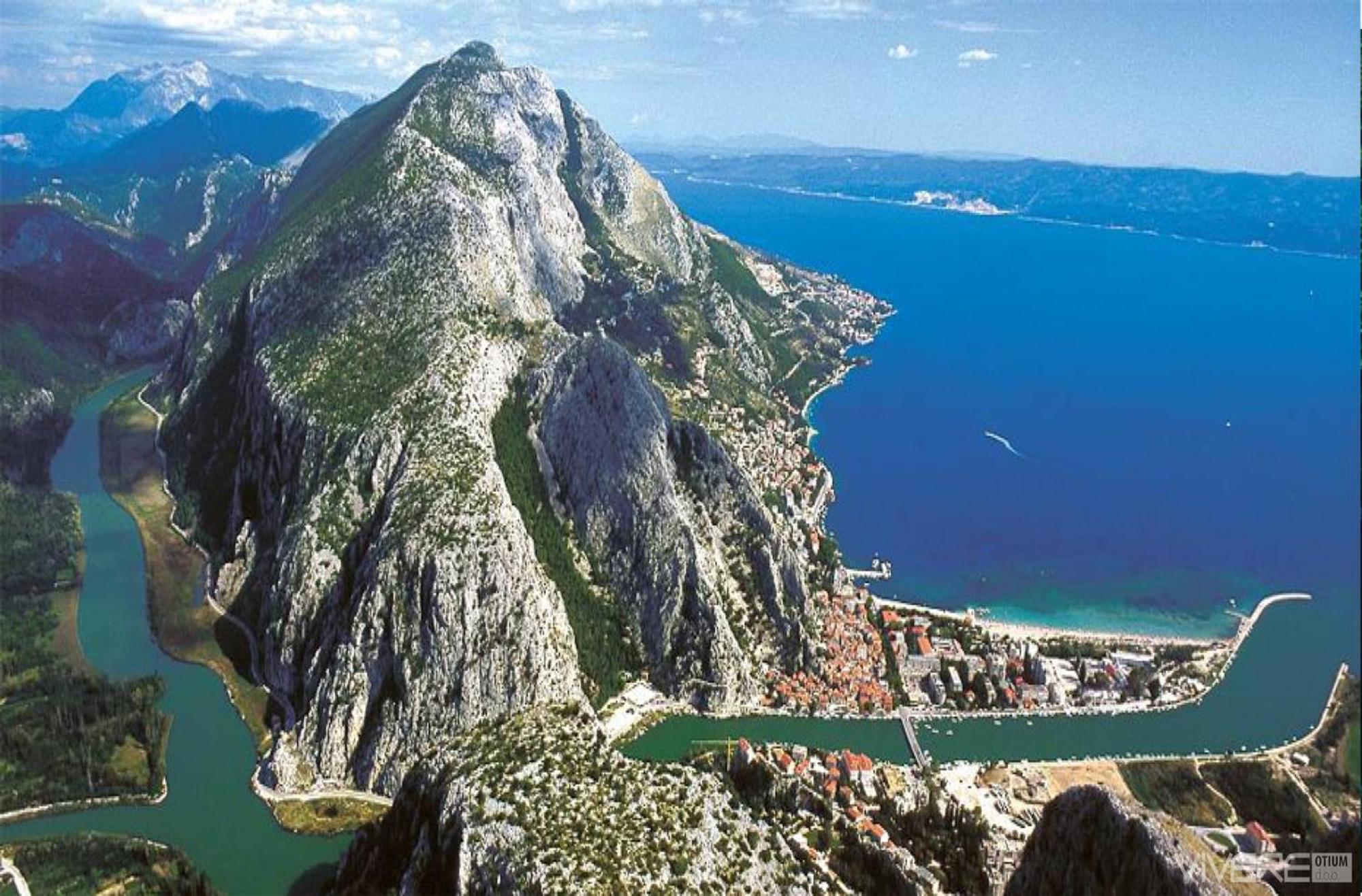 Beachfront Apartments Lara Omiš Exterior foto