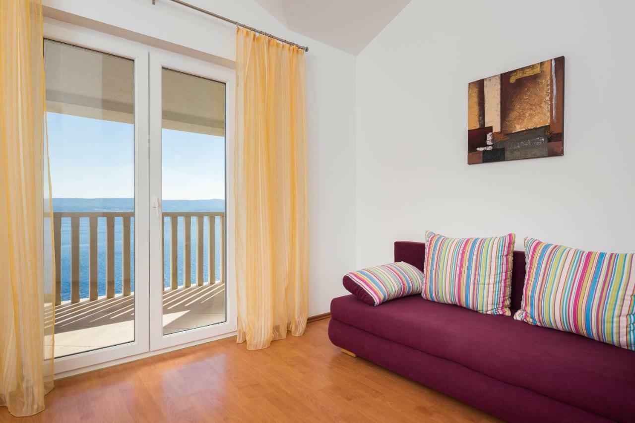 Beachfront Apartments Lara Omiš Cameră foto