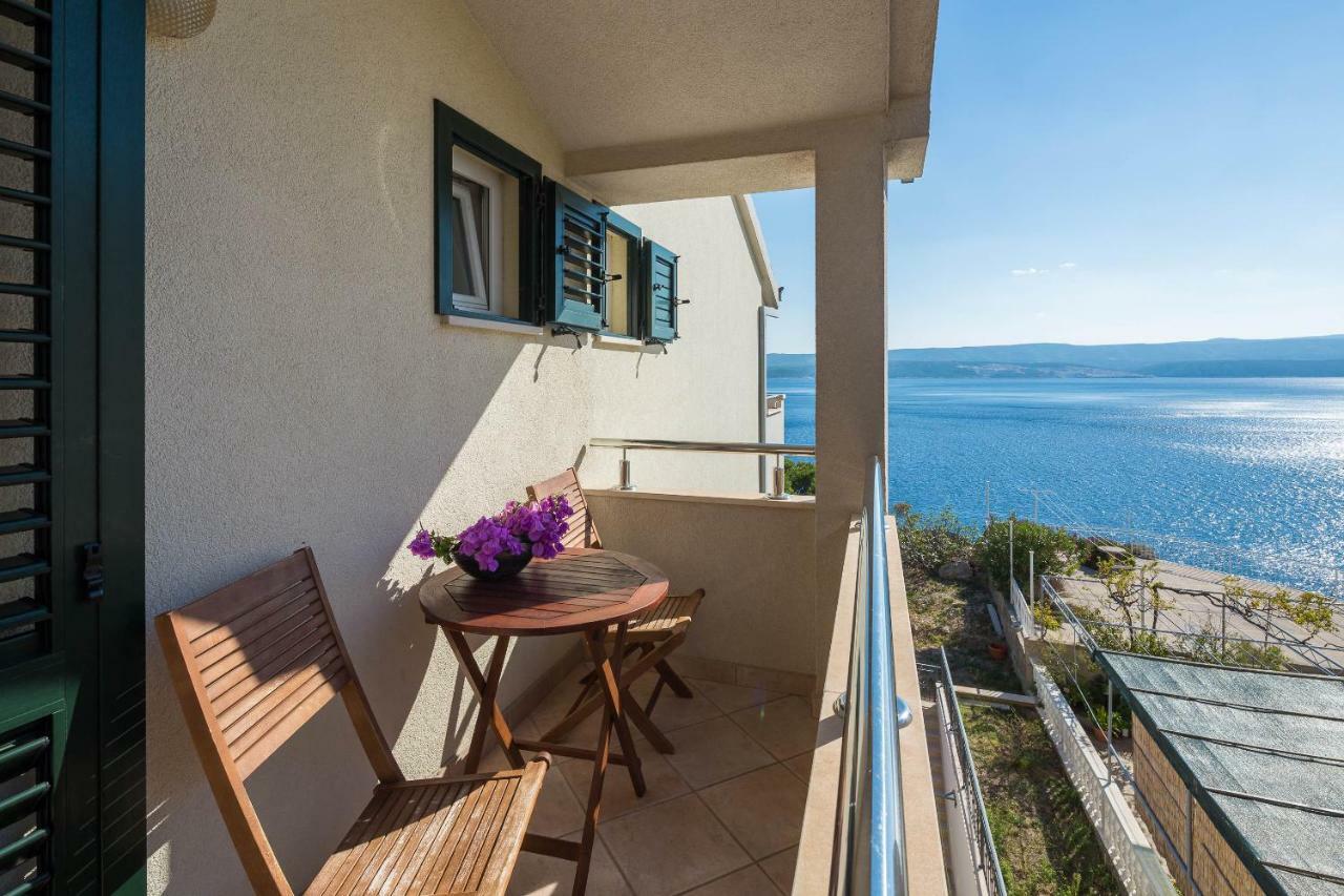 Beachfront Apartments Lara Omiš Cameră foto